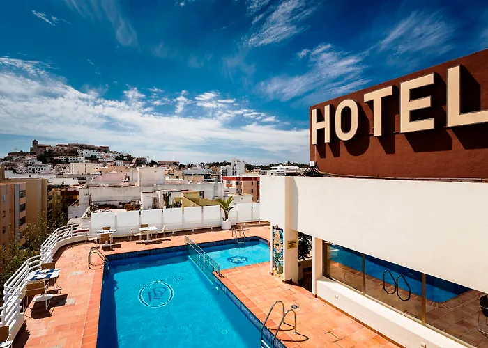 Hoteles en Ibiza