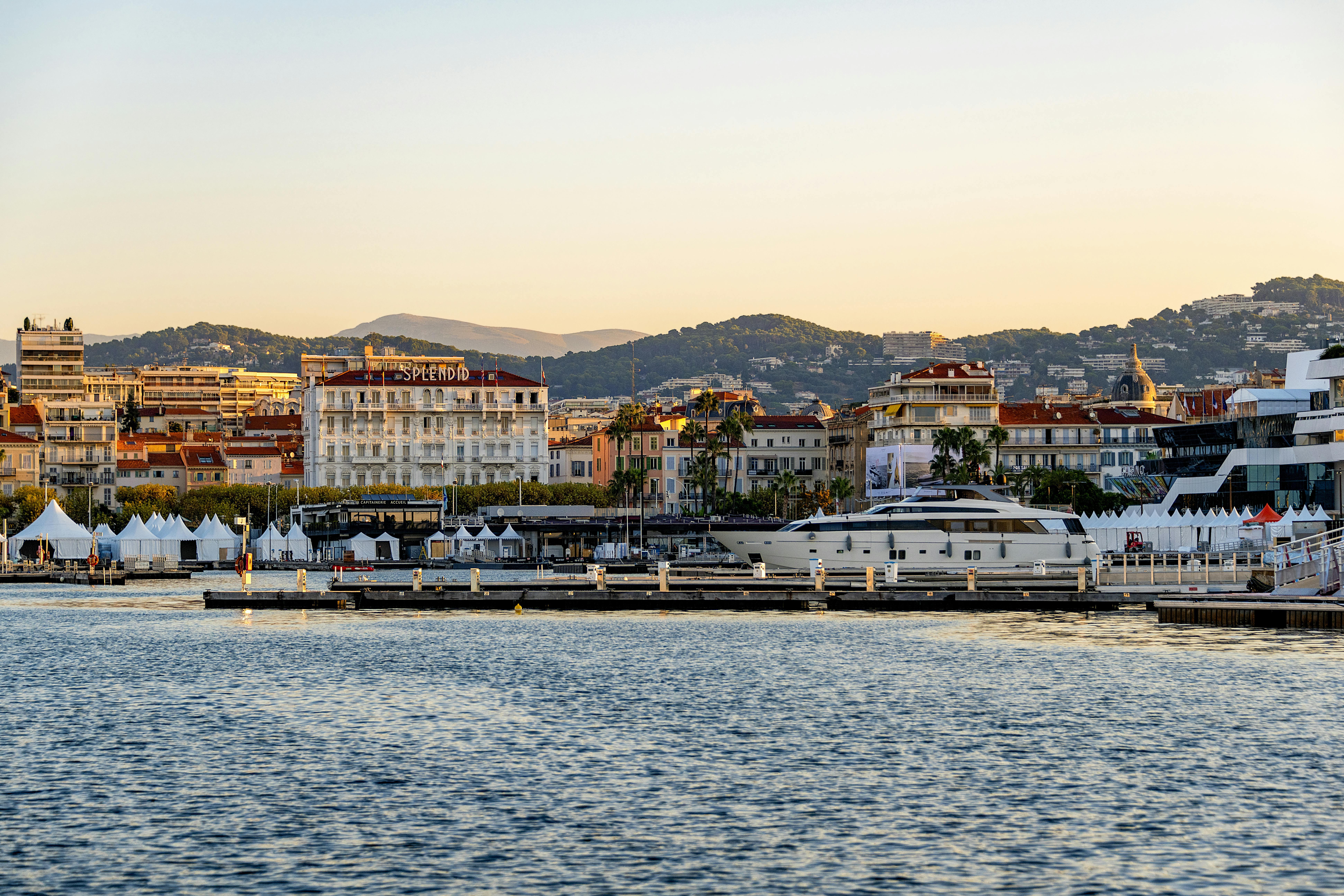Cannes Hotels