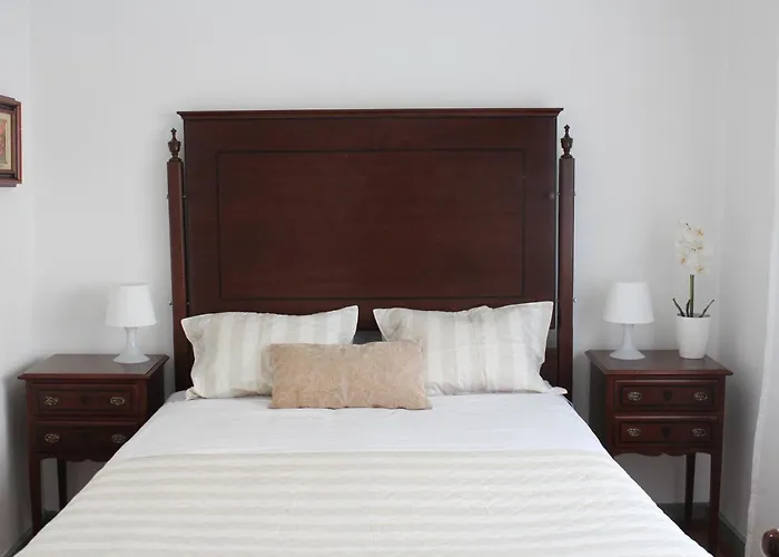 Colina Guesthouse - Braga