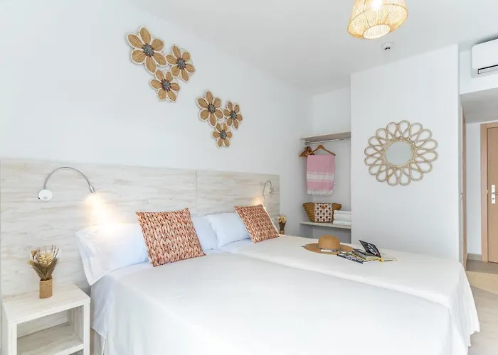 Hoteles en San Antonio Abad