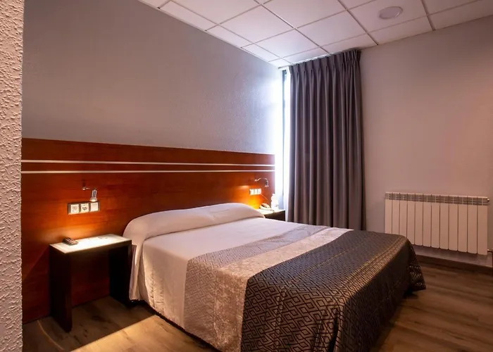 Motel Los Abedules Oviedo