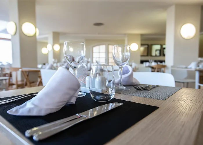 Hotel Tres Torres Santa Eulalia del Río