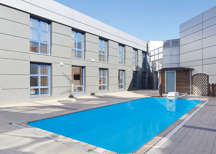 Hotel Logroño Avda de Madrid 25