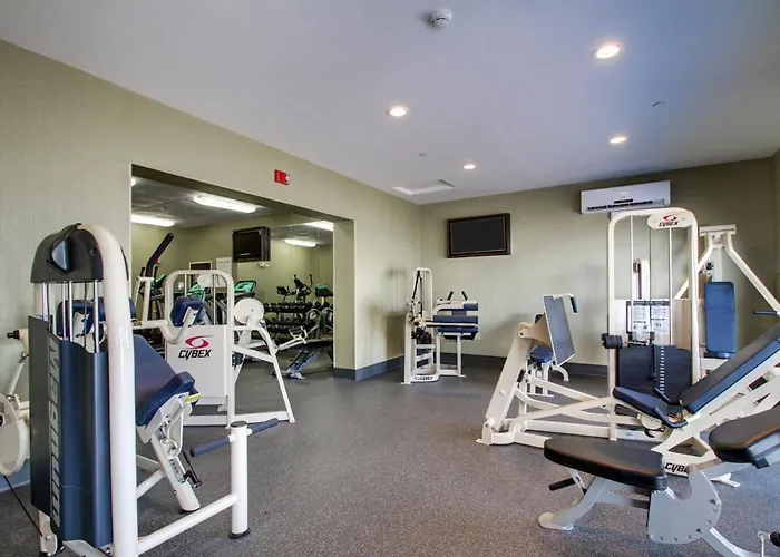 Holiday Inn Express Hotel Fort Campbell-Oak Grove By Ihg