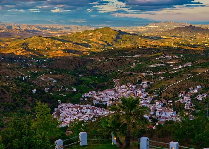 Hotel Cerro de Hijar Tolox