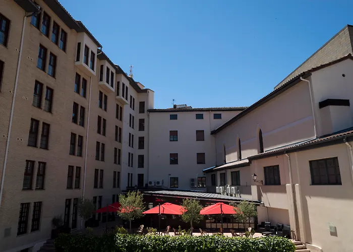 Pamplona Catedral Hotel