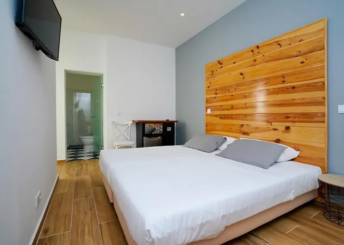 Alameda Guesthouse by Boutique Taipas Garagem para motos Portimão