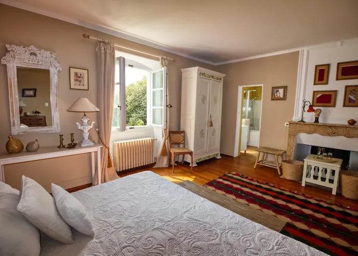 Bed and Breakfast Mas D'Escattes Nimes