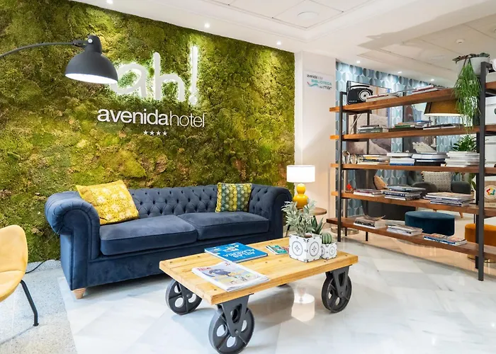 Avenida Hotel Almería
