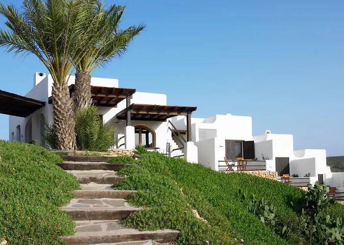 Hotel La Almendra y El Gitano Agua Amarga 