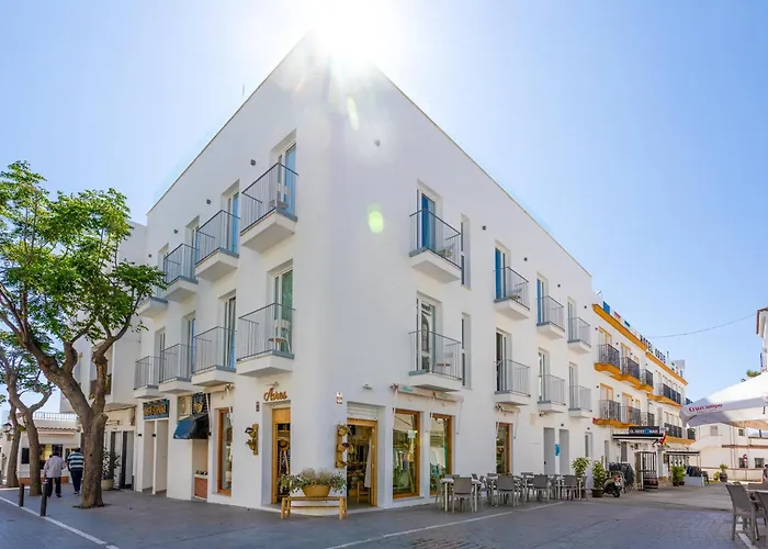 Hotel Oasis Centro Conil De La Frontera