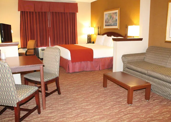 Auburn Place Hotel & Suites Paducah
