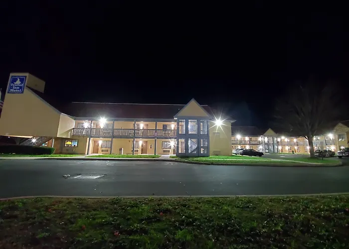 Travel Inn Motel Hartford