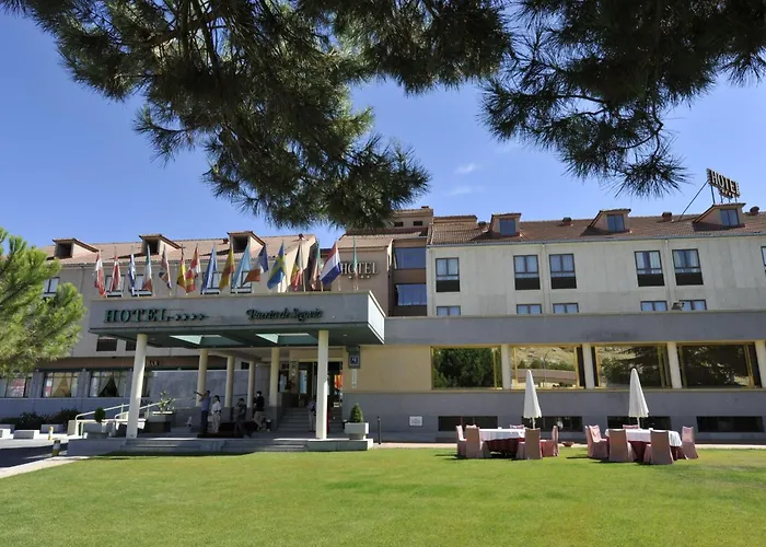 Hotel Puerta de Segovia La Lastrilla