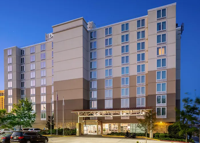 Doubletree By Hilton Biloxi Hotel