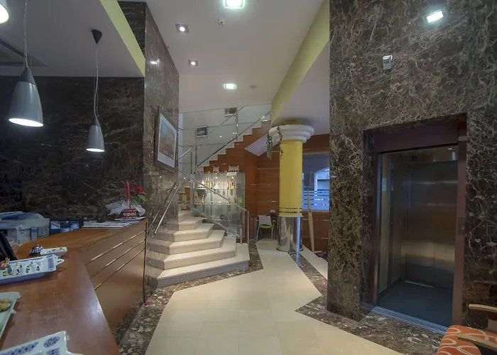 Aparthotel Arenteiro O Carballiño