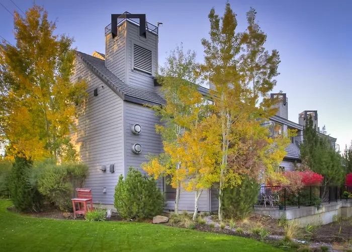 Pine Ridge Inn Bend