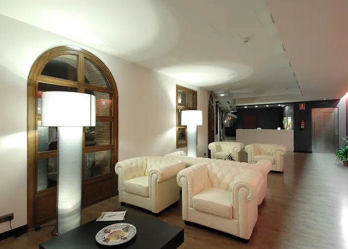 Hotel Cienbalcones Daroca