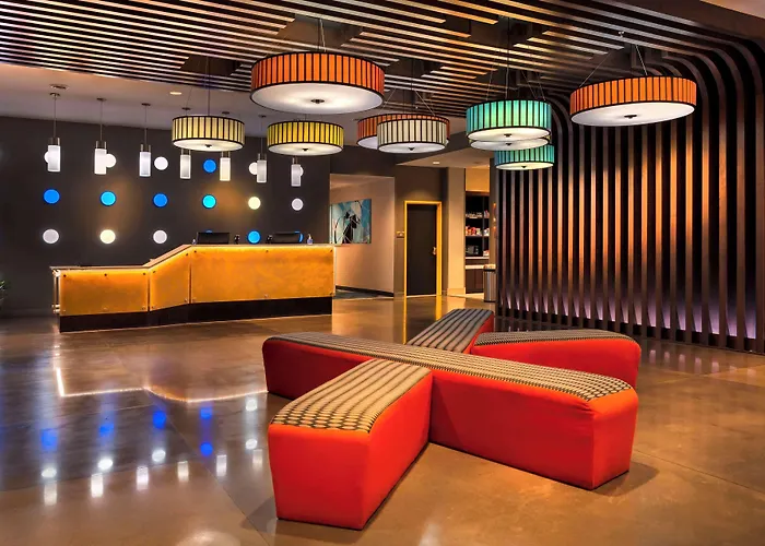 Glo Hotel Asheville-Blue Ridge Parkway