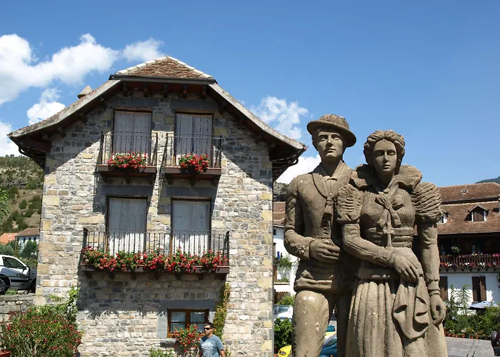Hotel El Acebo Jaca