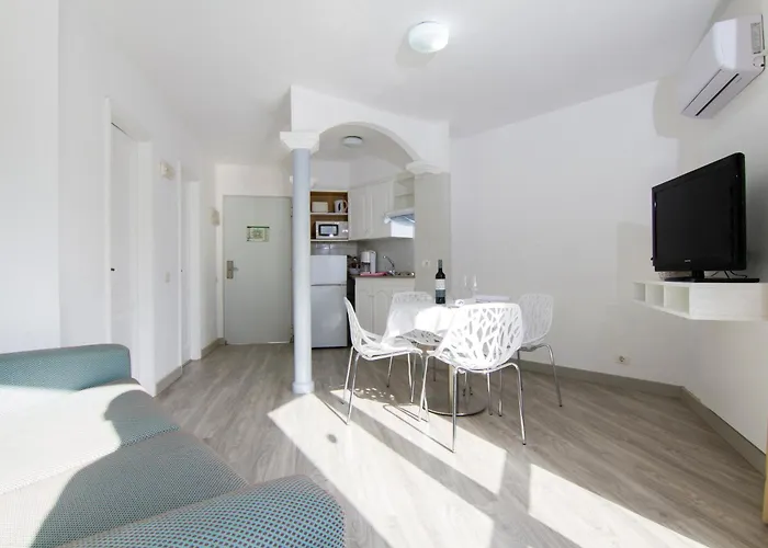 Checkin Bungalows Atlántida Los Cristianos 