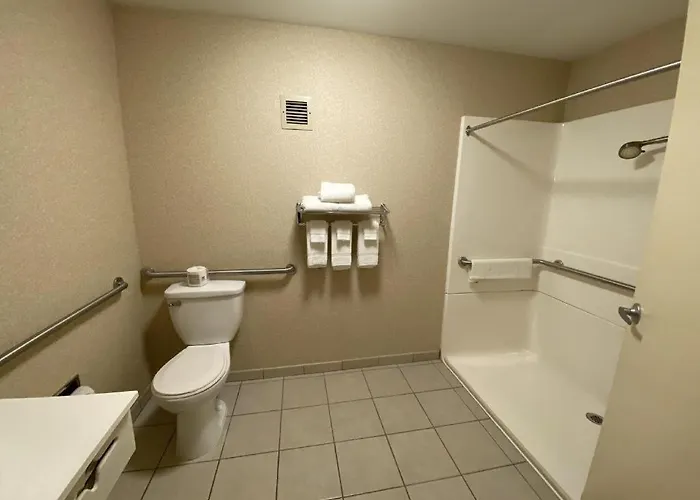 Quality Inn Geneseo