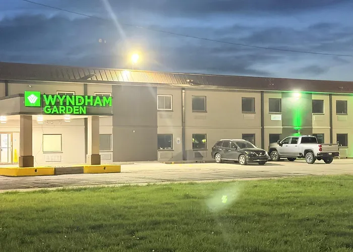 Wyndham Garden Salina Conference Center Hotel