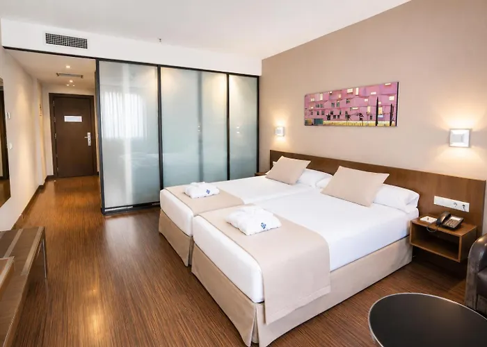 Hotel Arva Abad San Antonio León