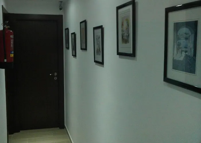 Hostal Cubelles