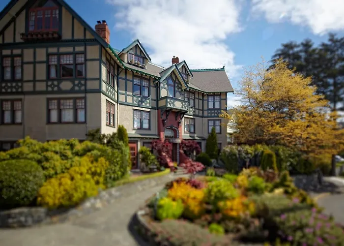 Victoria Hotels for Romantic Getaway