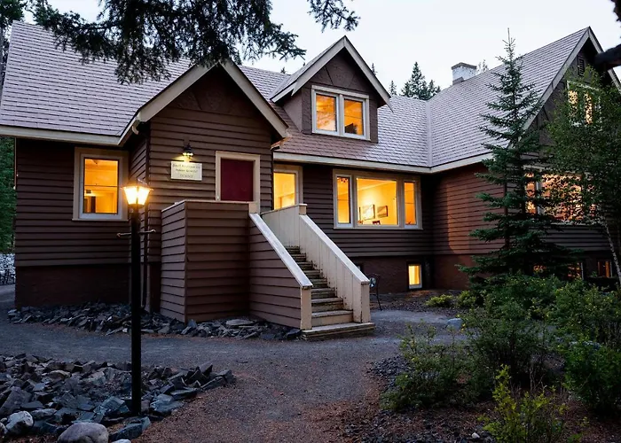 Banff Hotels